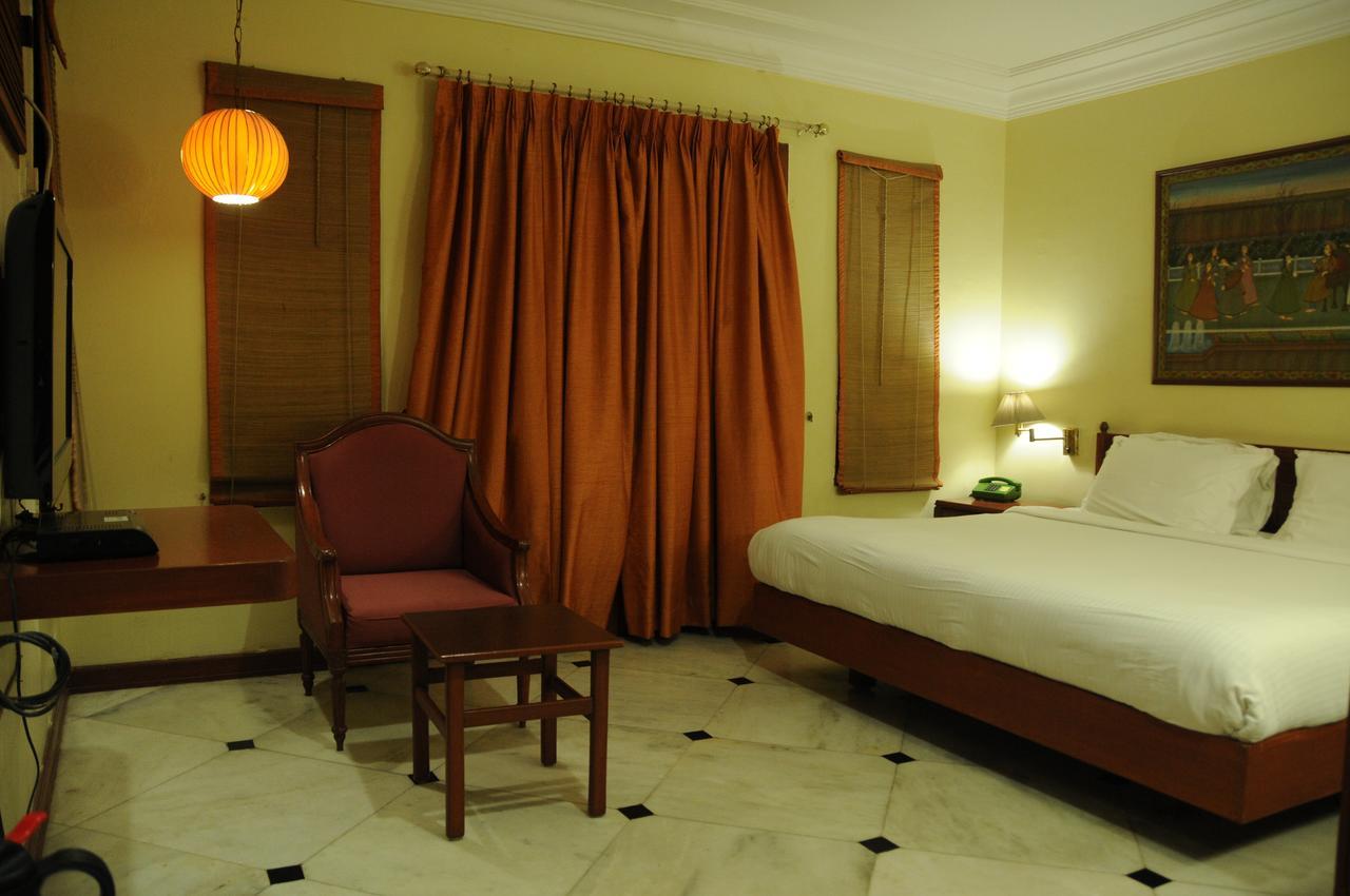 New Woodlands Hotel Chennai Zewnętrze zdjęcie